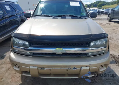 2005 Chevrolet Trailblazer Ls/Lt z USA, uszkodzony, nr VIN 1GNDT13S352178516